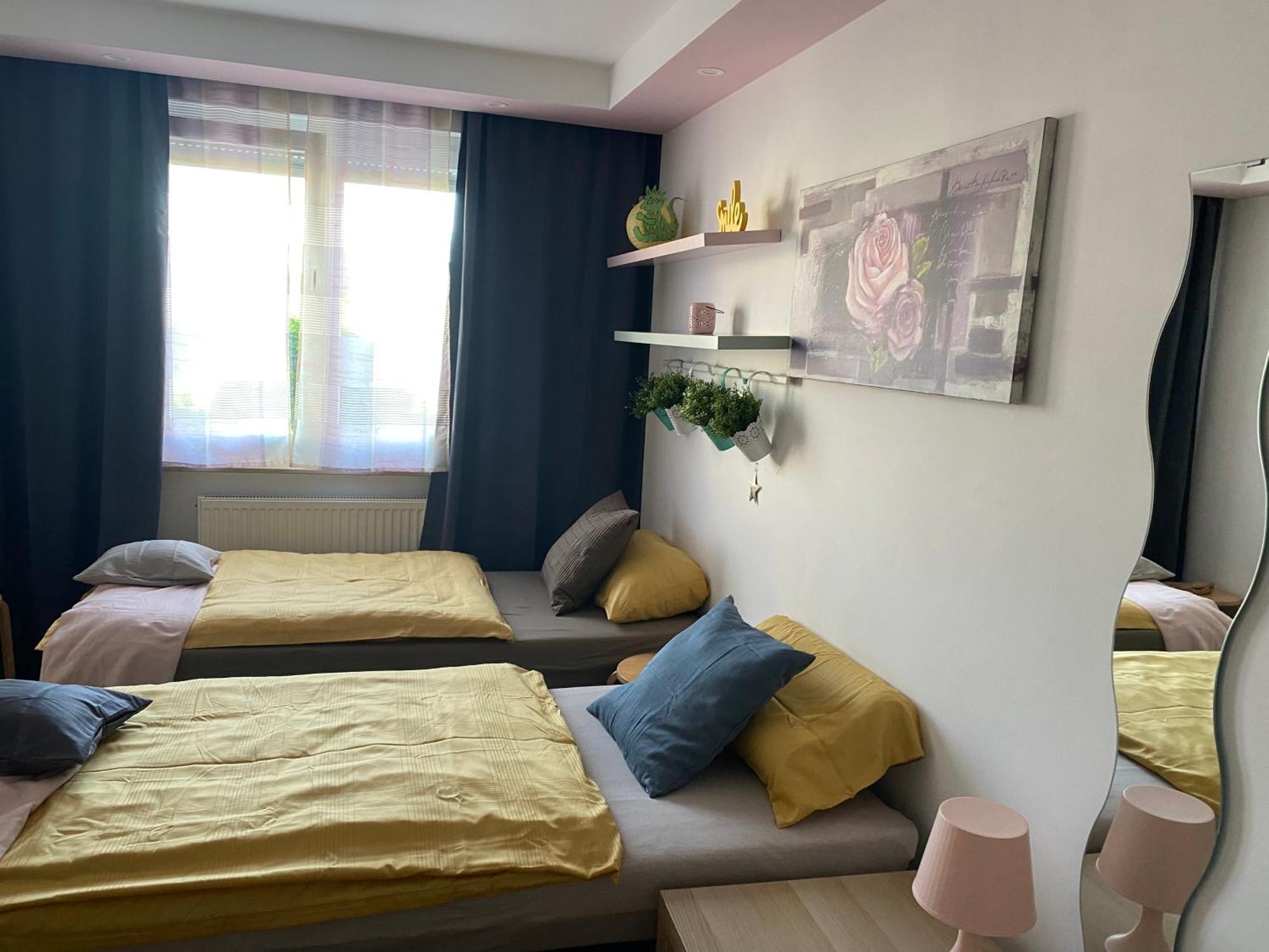 Ruhiges Zimmer Im Gasthaus Essen Exterior foto