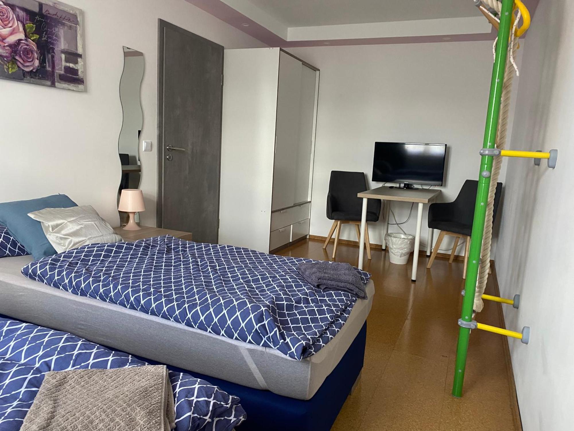 Ruhiges Zimmer Im Gasthaus Essen Exterior foto