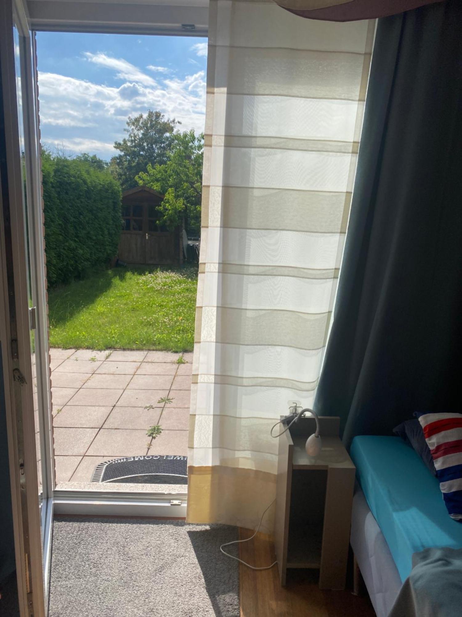 Ruhiges Zimmer Im Gasthaus Essen Exterior foto